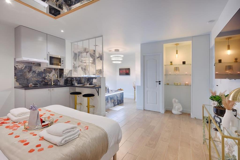 Welcome To Dubai / Jacuzzi Ivry-sur-Seine Exterior foto
